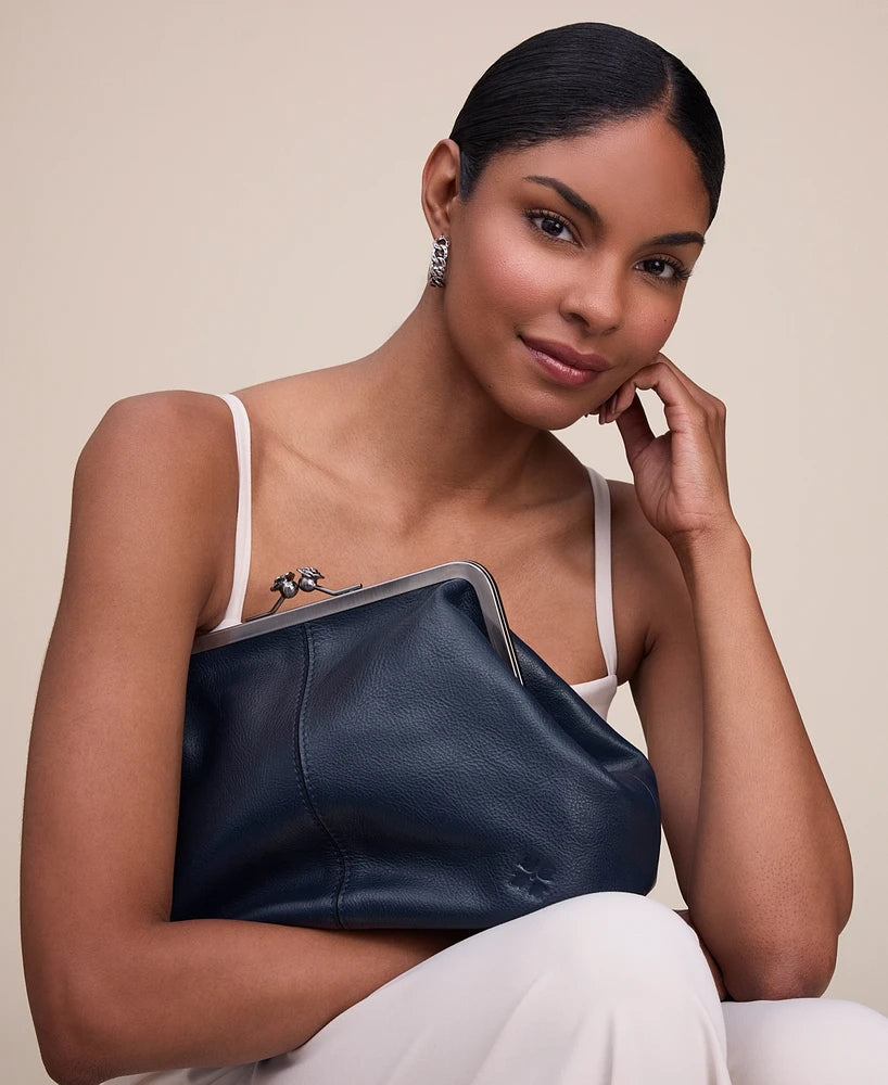 Classic Kiss-lock Closure Adorned Leather Bag